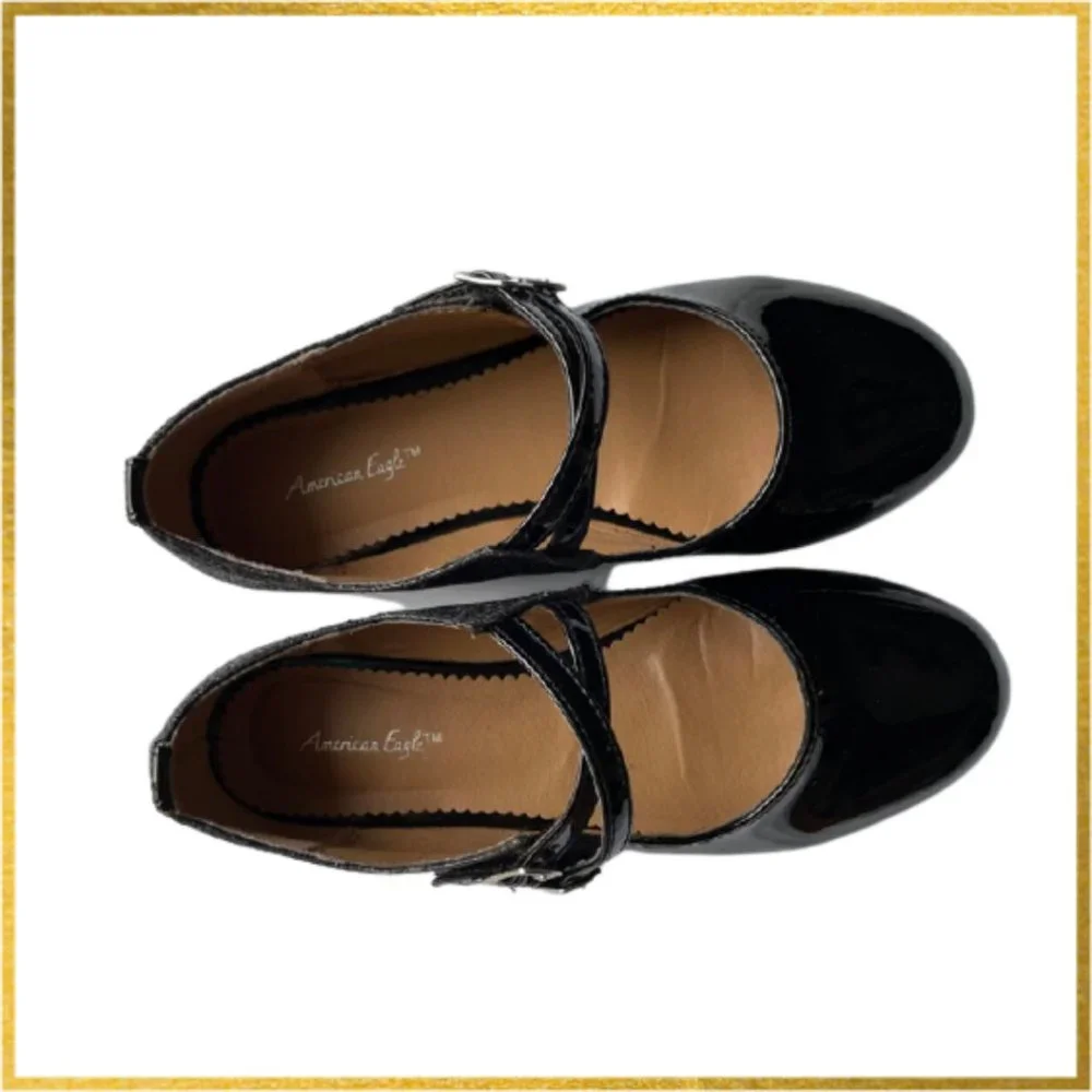 Girl's Black Dress Shoes by American Eagle. Flats w/Velcro straps.Size 3